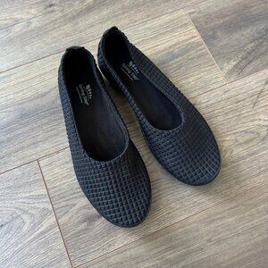 SPRING STEP Dorit Black Embossed Lycra Women's Slip-On Flats